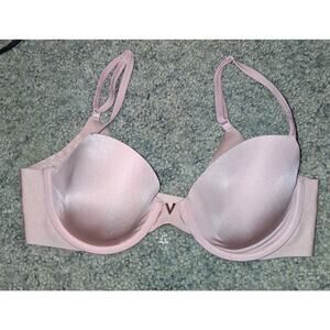 Victoria’s Secret lined demi bra size 34C pink